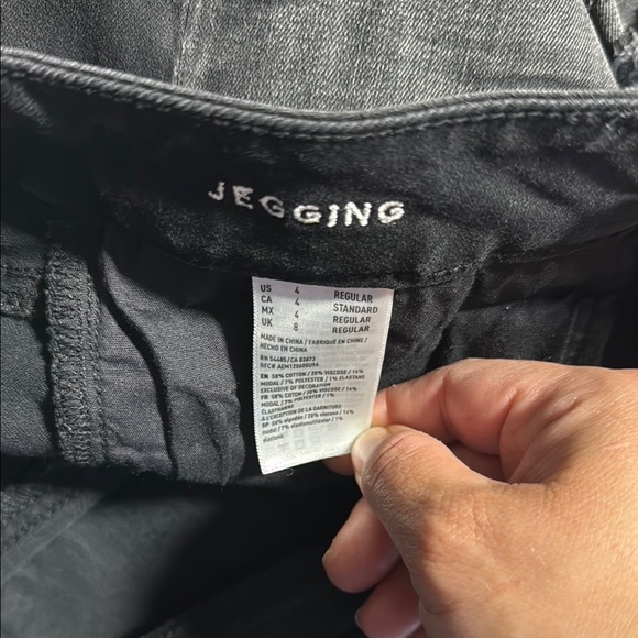 American Eagle Outfitters Women's Black Jeans - Picture 3 of 7